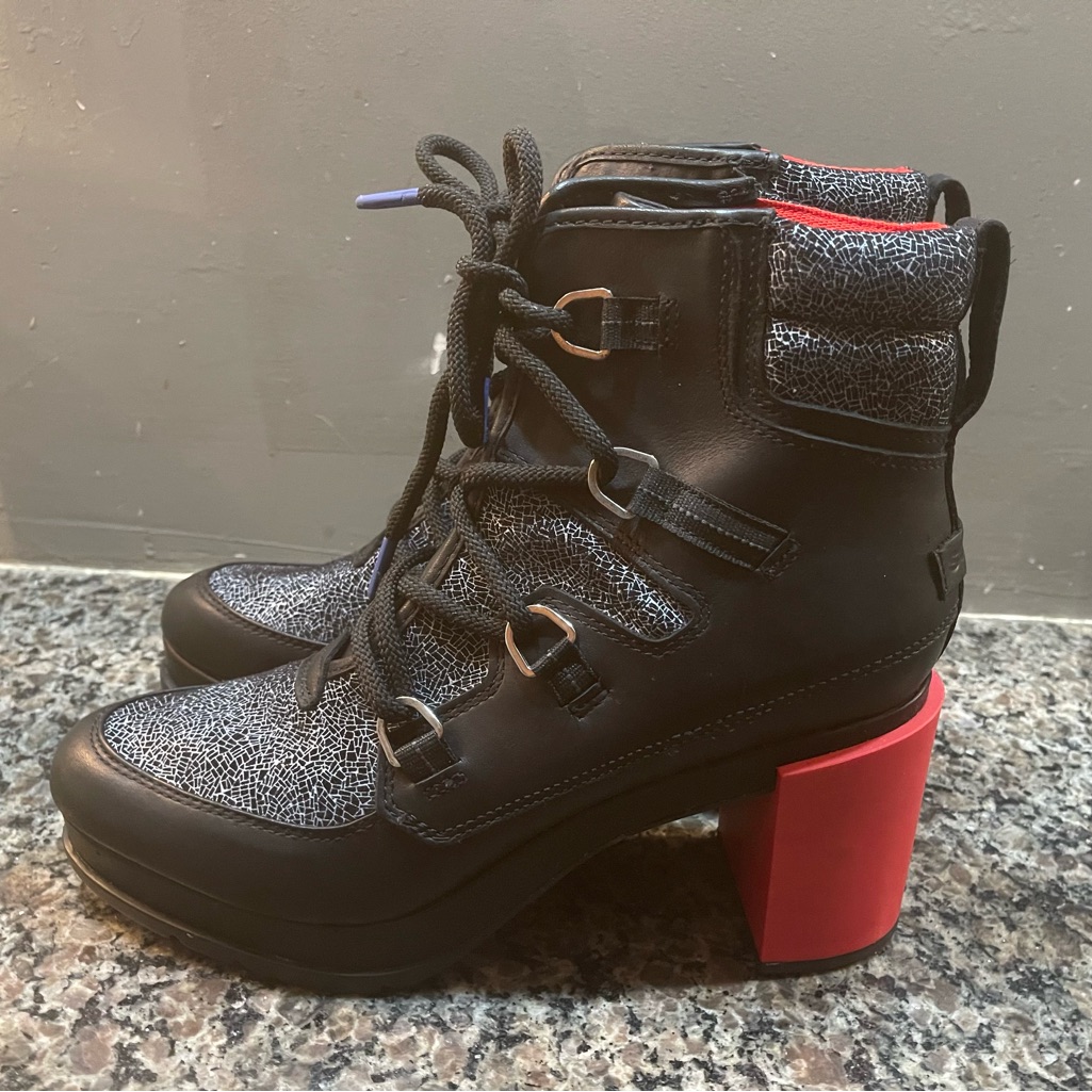 Sorrel Blake Lace Up Waterproof Boots Size 11